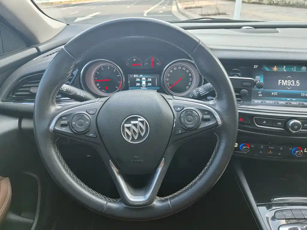 Buick Regal — фото 9