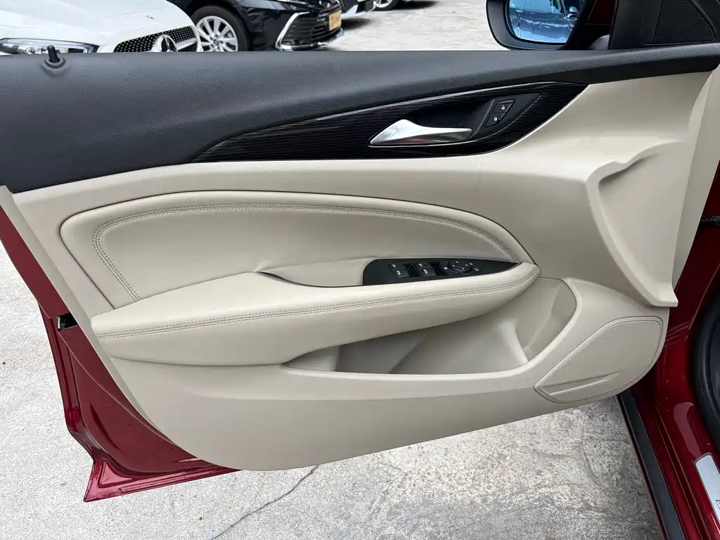 Buick Regal — фото 7