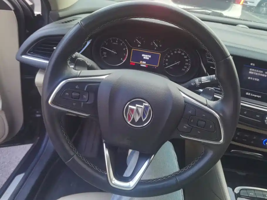 Buick Regal — фото 15
