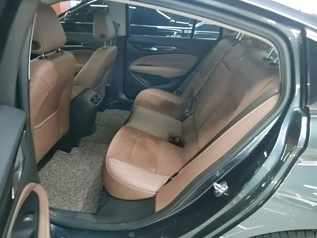 Buick Regal — фото 13