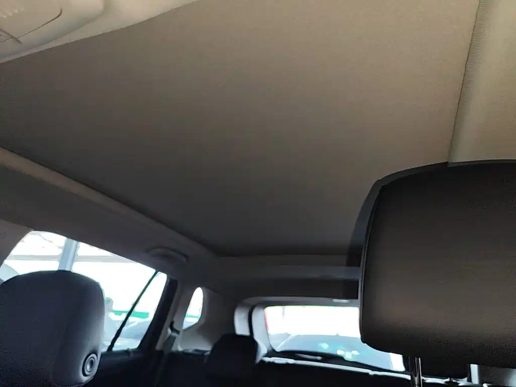 Buick Envision Plus — фото 18