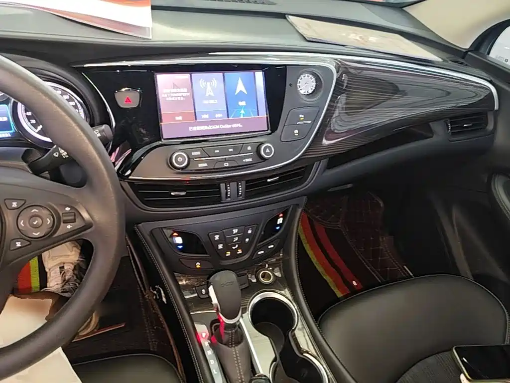 Buick Envision Plus — фото 10