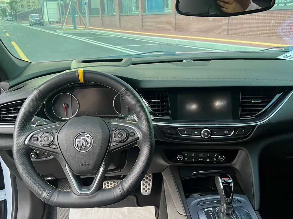 Buick Regal — фото 6