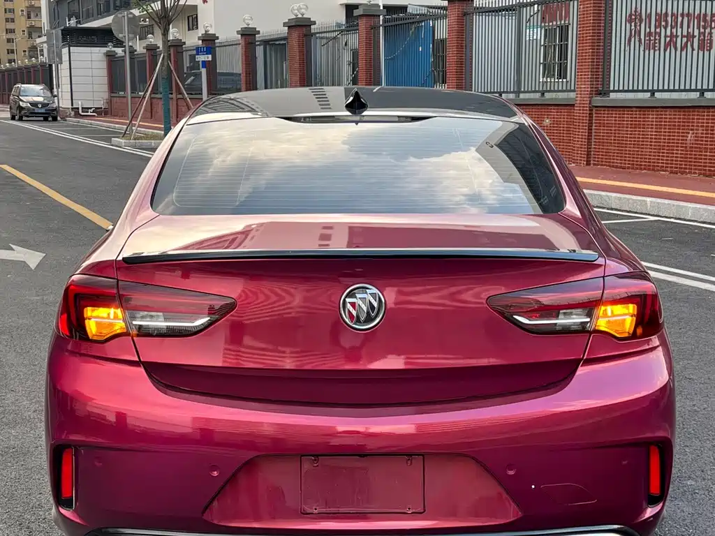 Buick Regal — фото 9