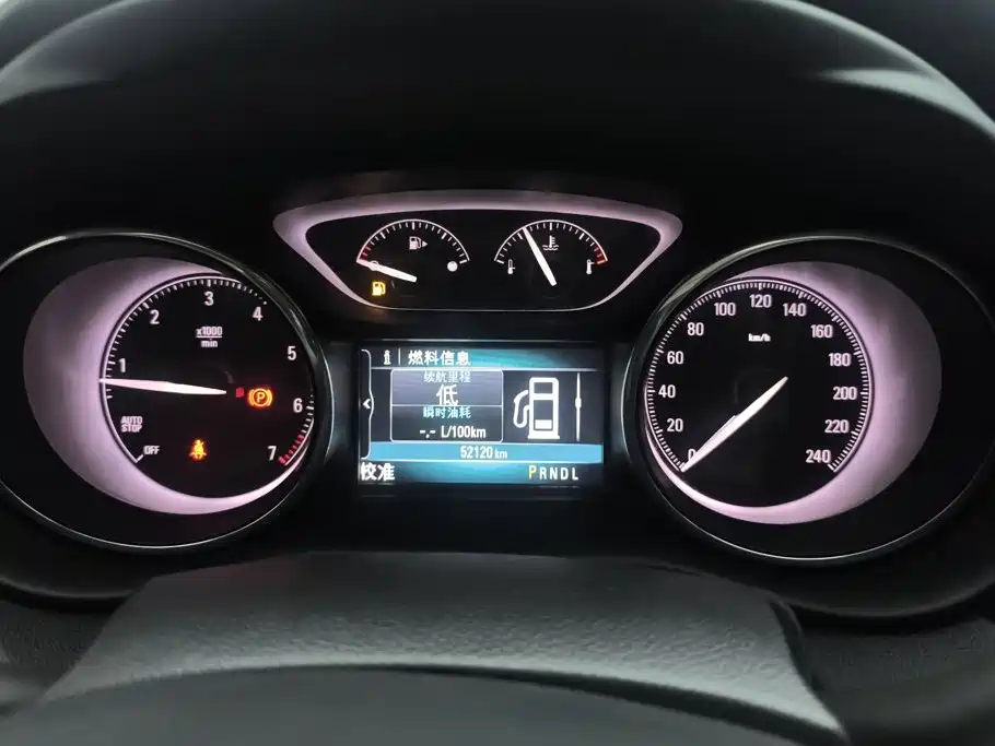 Buick Envision Plus — фото 14