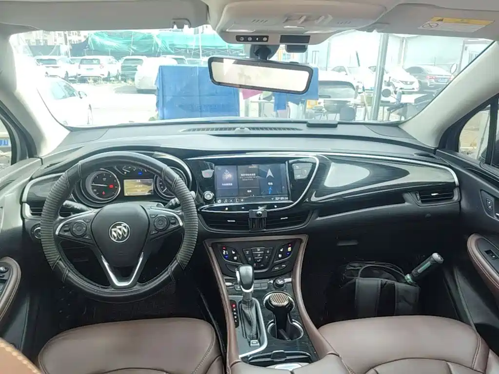 Buick Envision Plus — фото 10