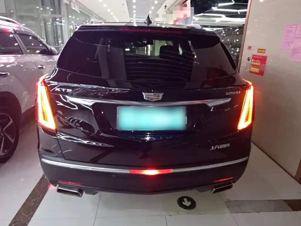 Cadillac XT5 — фото 6