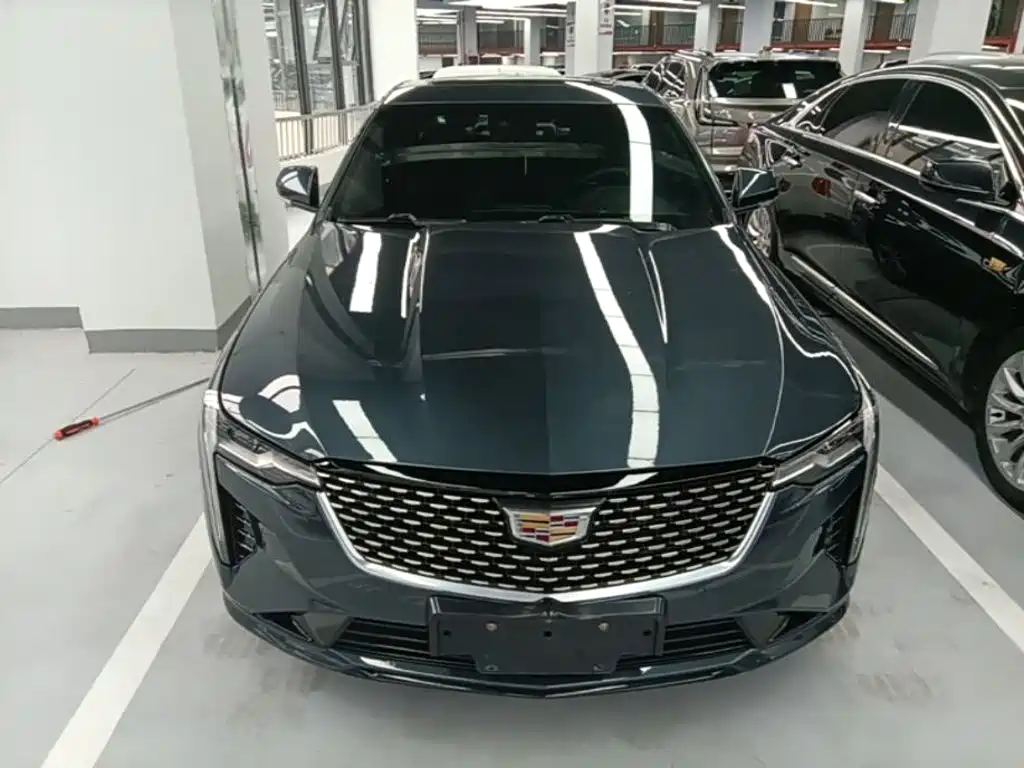Cadillac CT4 — фото 3