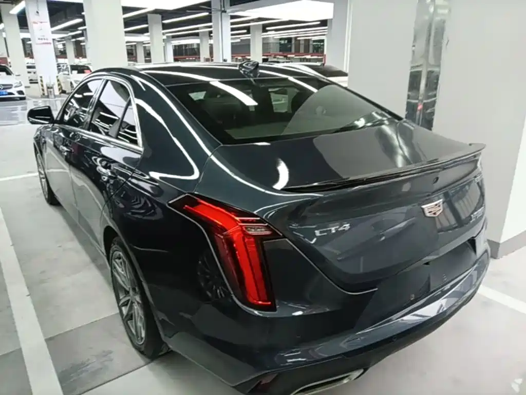 Cadillac CT4 — фото 5