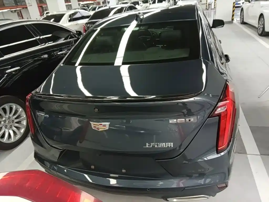 Cadillac CT4 — фото 6