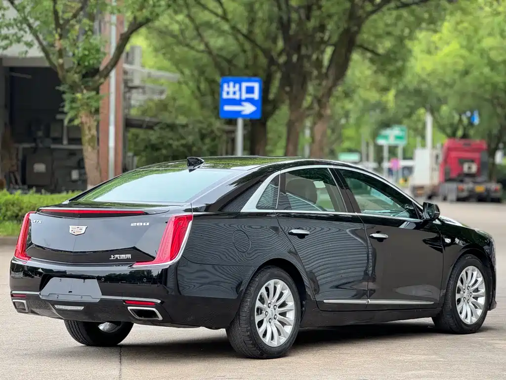 Cadillac XTS — фото 4
