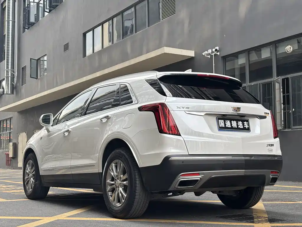 Cadillac XT5 — фото 4