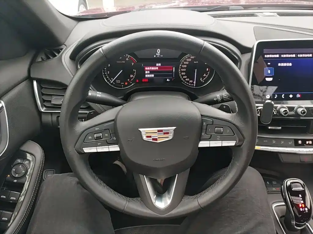 Cadillac CT5 — фото 4