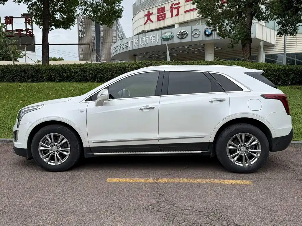 Cadillac XT5 — фото 3