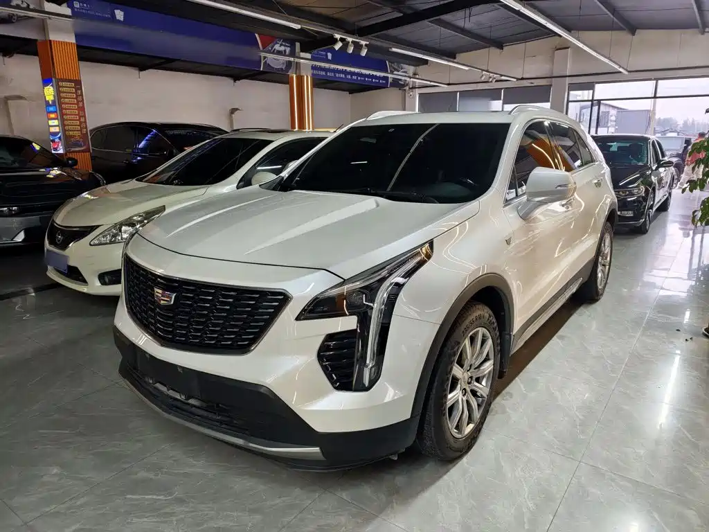 Cadillac XT4 — фото 2