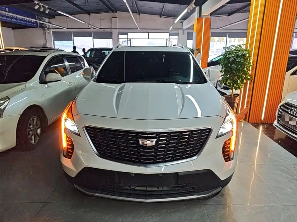 Cadillac XT4 — фото 3
