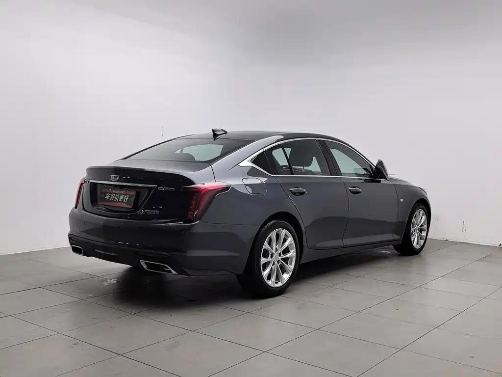 Cadillac CT5 — фото 2
