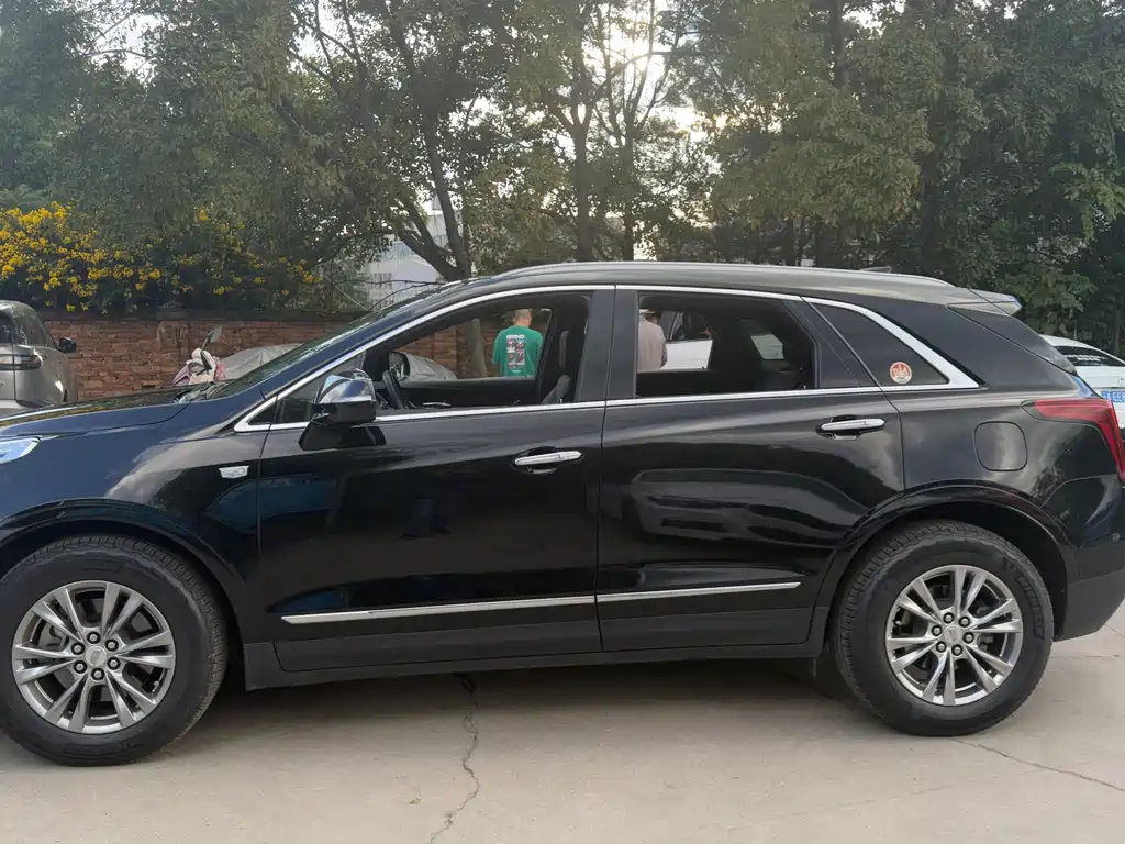 Cadillac XT5 — фото 4