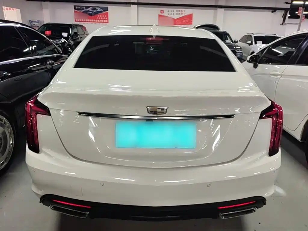 Cadillac CT5 — фото 6
