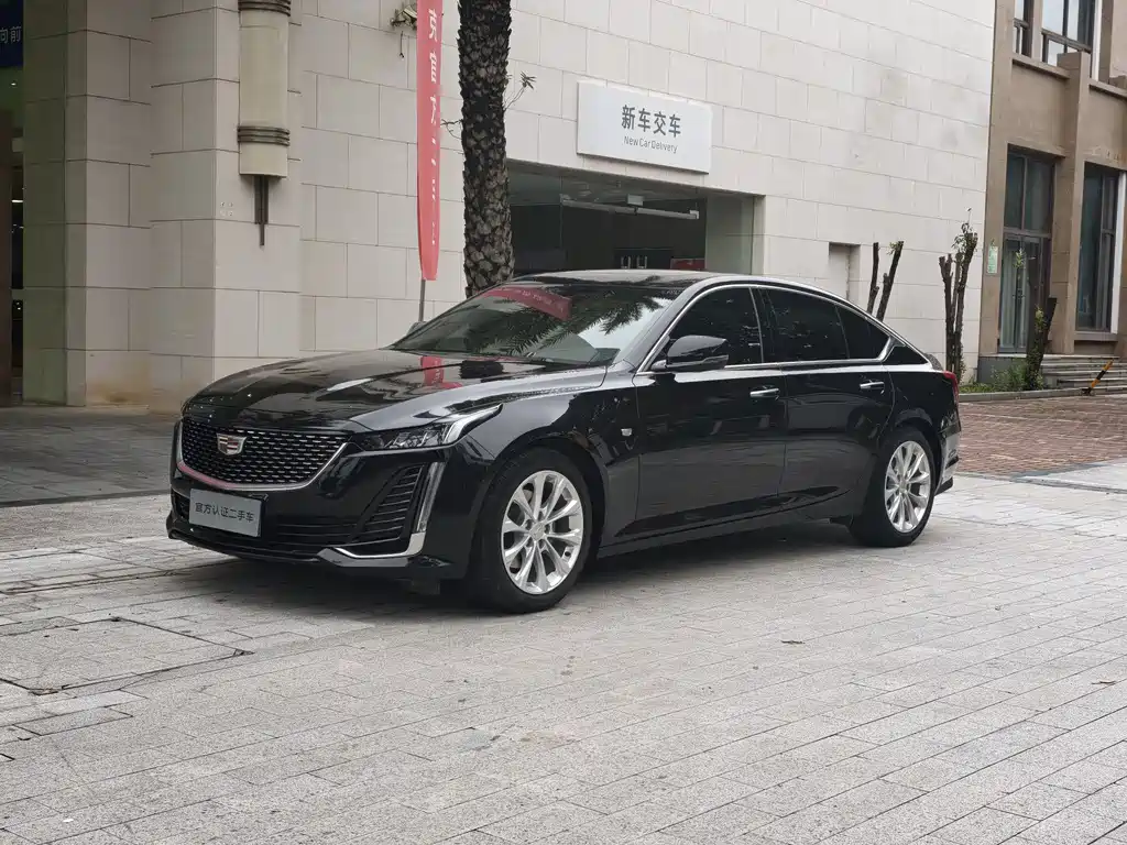 Cadillac CT5 — фото 2