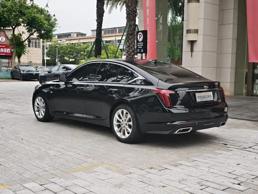 Cadillac CT5 — фото 6