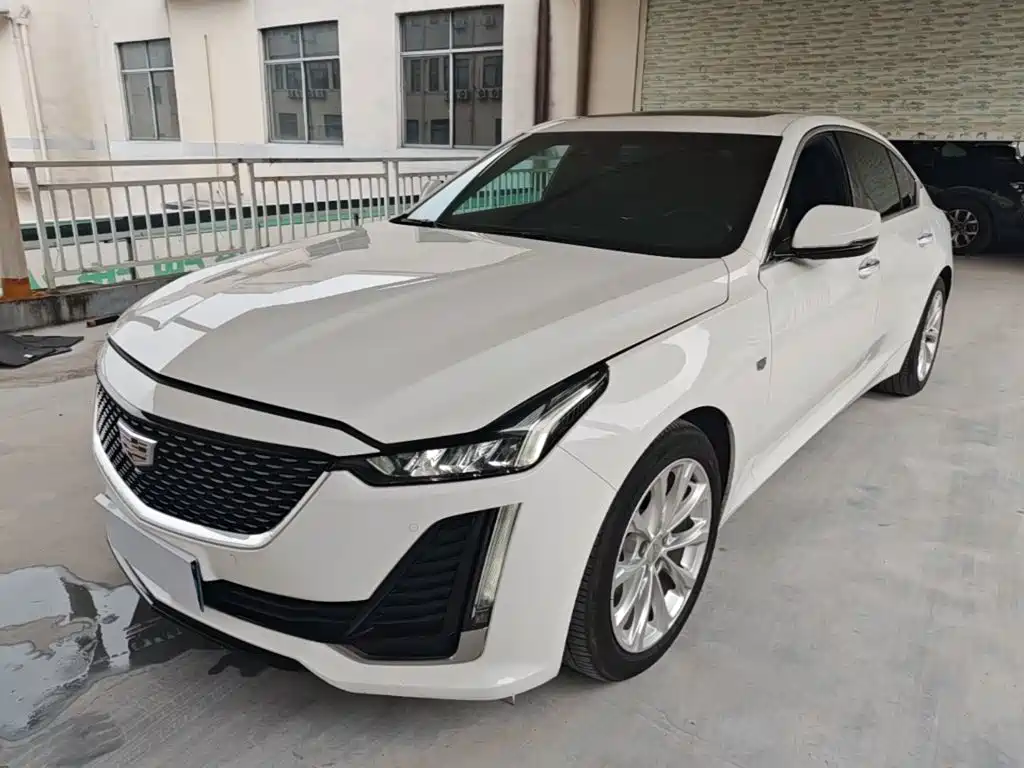 Cadillac CT5 — фото 2