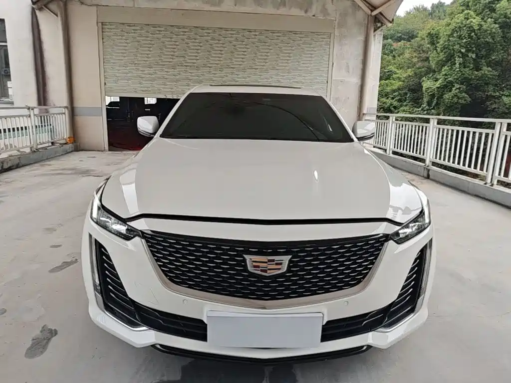 Cadillac CT5 — фото 3