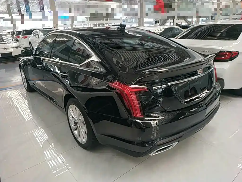 Cadillac CT5 — фото 5