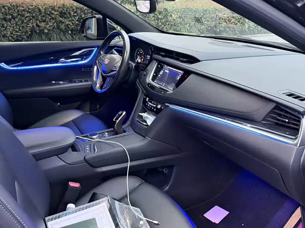 Cadillac XT5 — фото 3