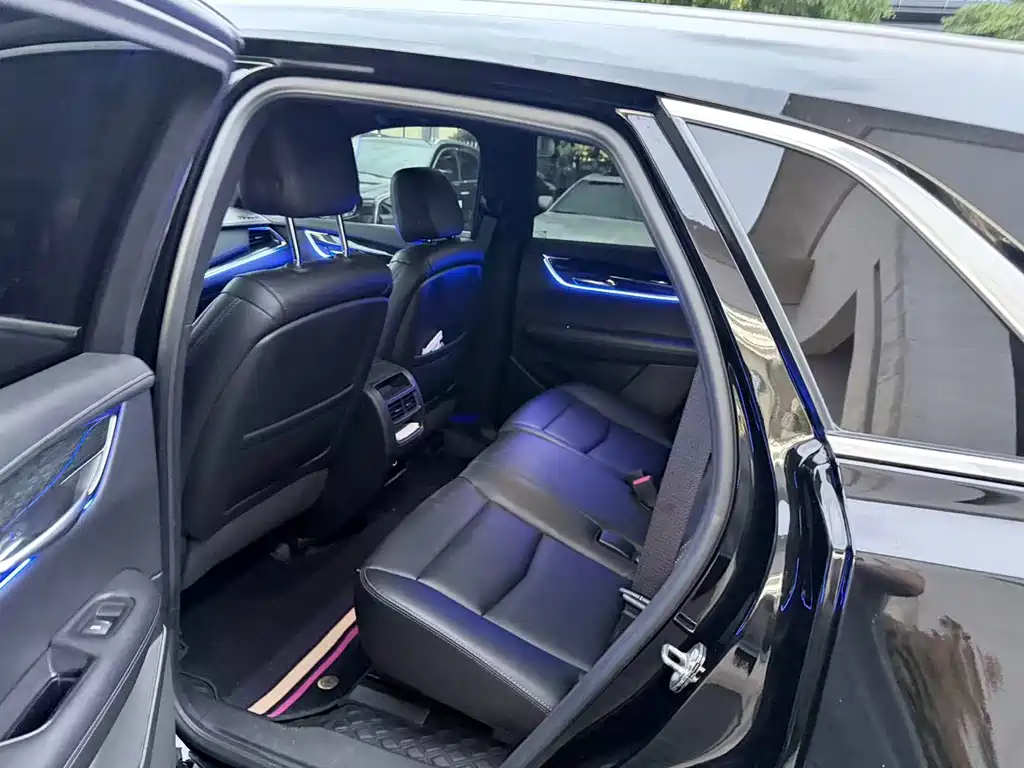 Cadillac XT5 — фото 5