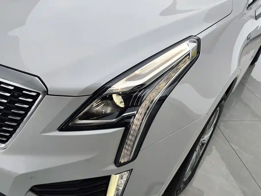 Cadillac XT5 — фото 5