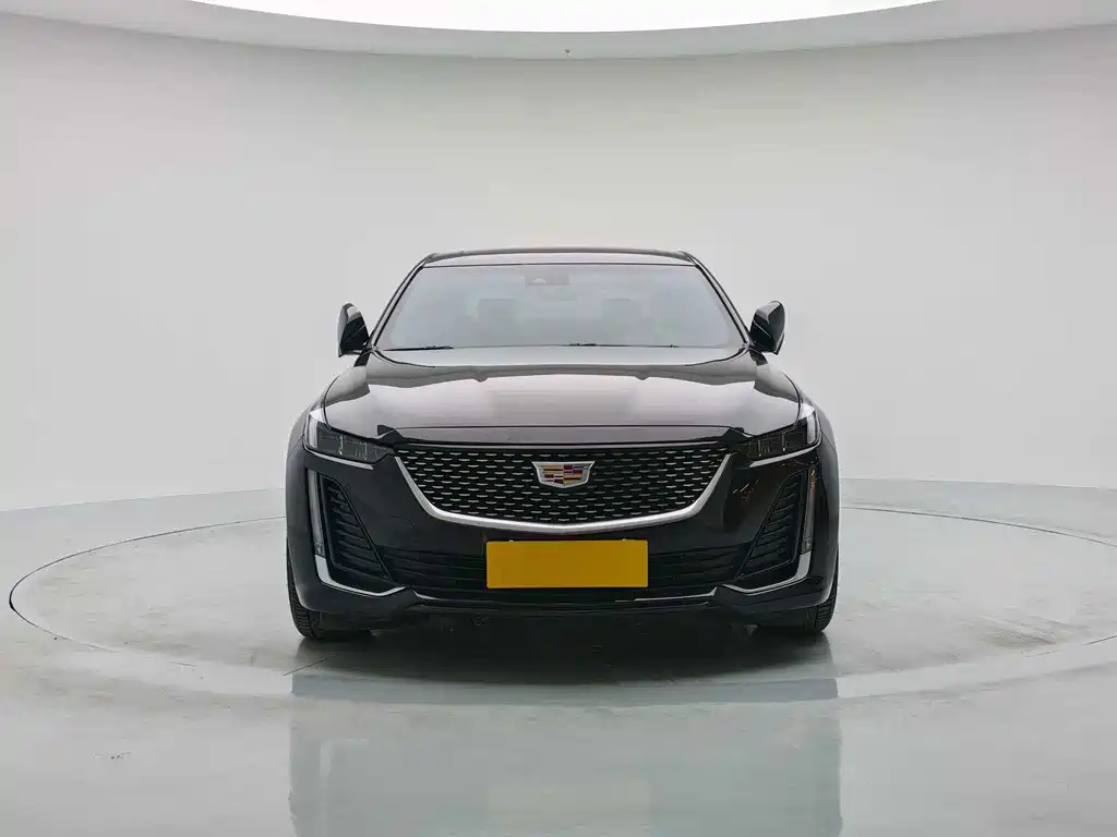 Cadillac CT5 — фото 2