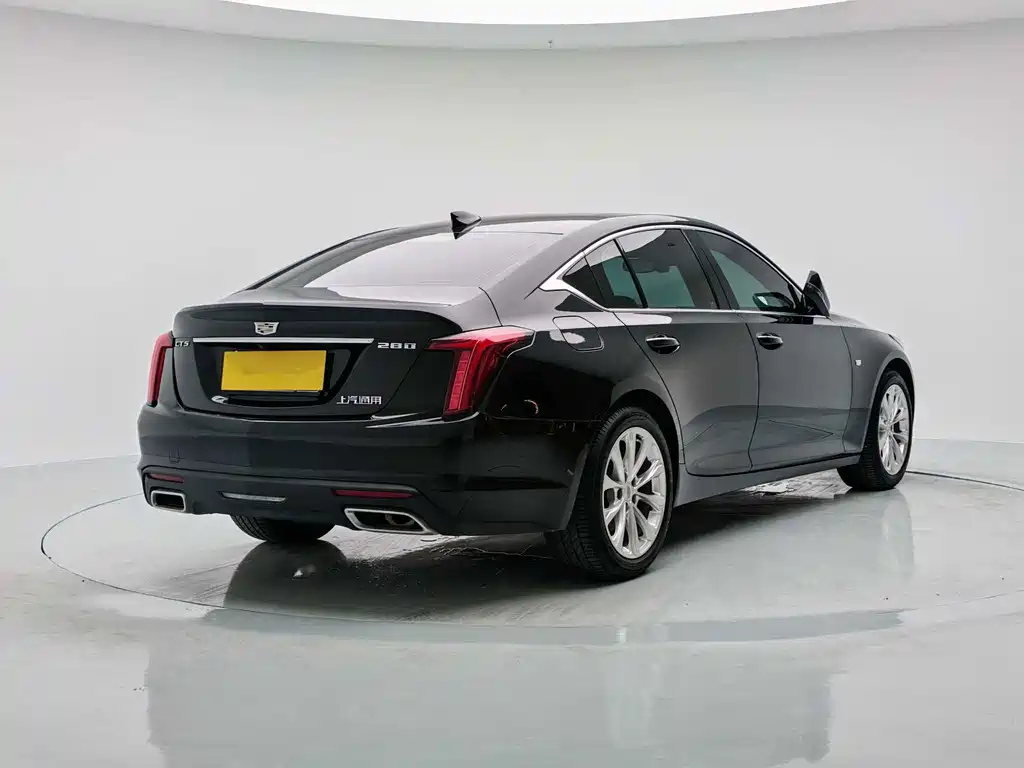 Cadillac CT5 — фото 6