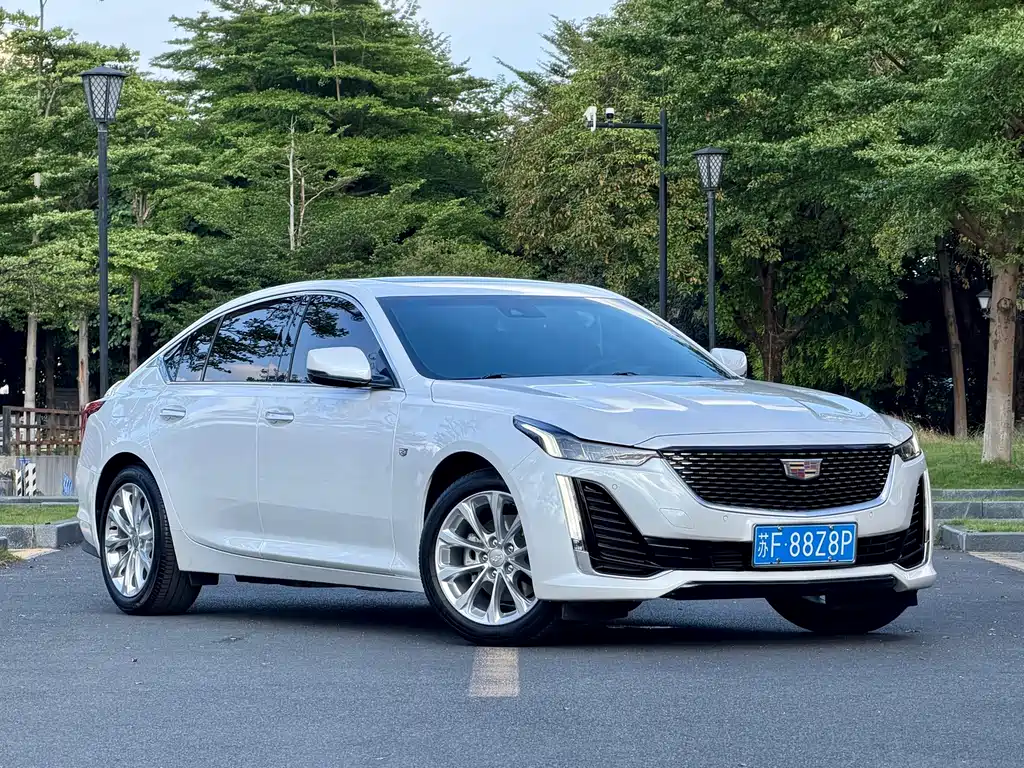 Cadillac CT5 — фото 2