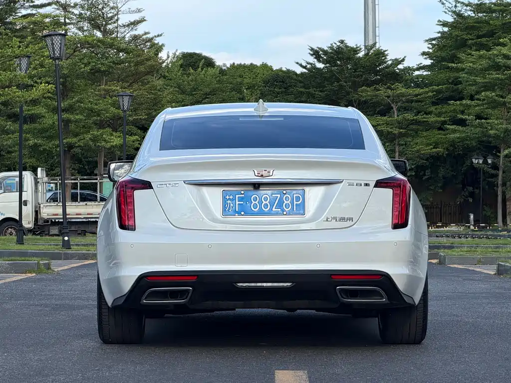 Cadillac CT5 — фото 6