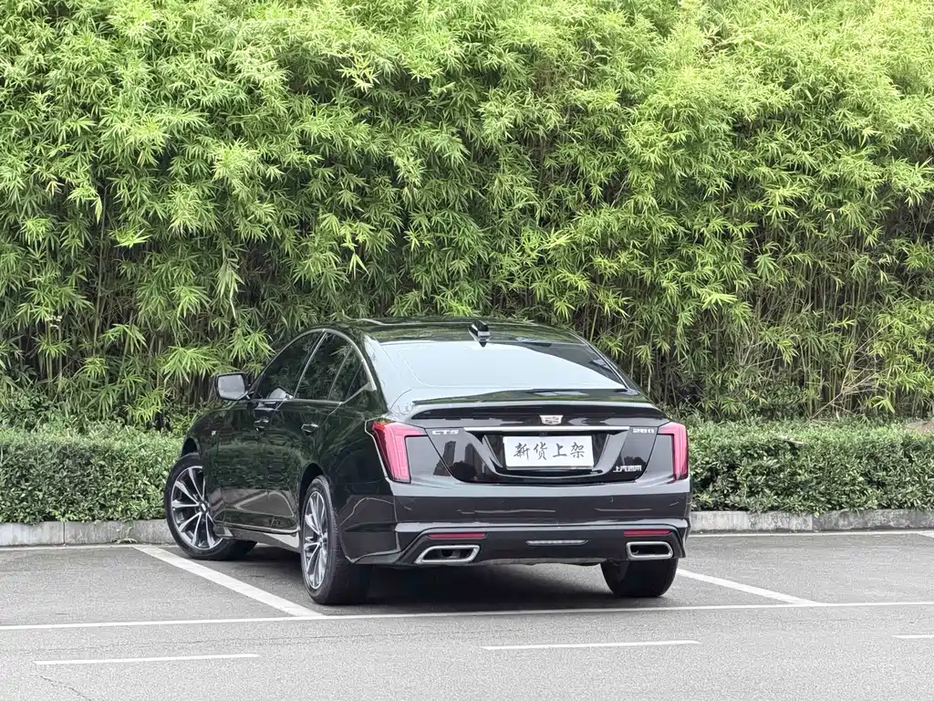 Cadillac CT5 — фото 7