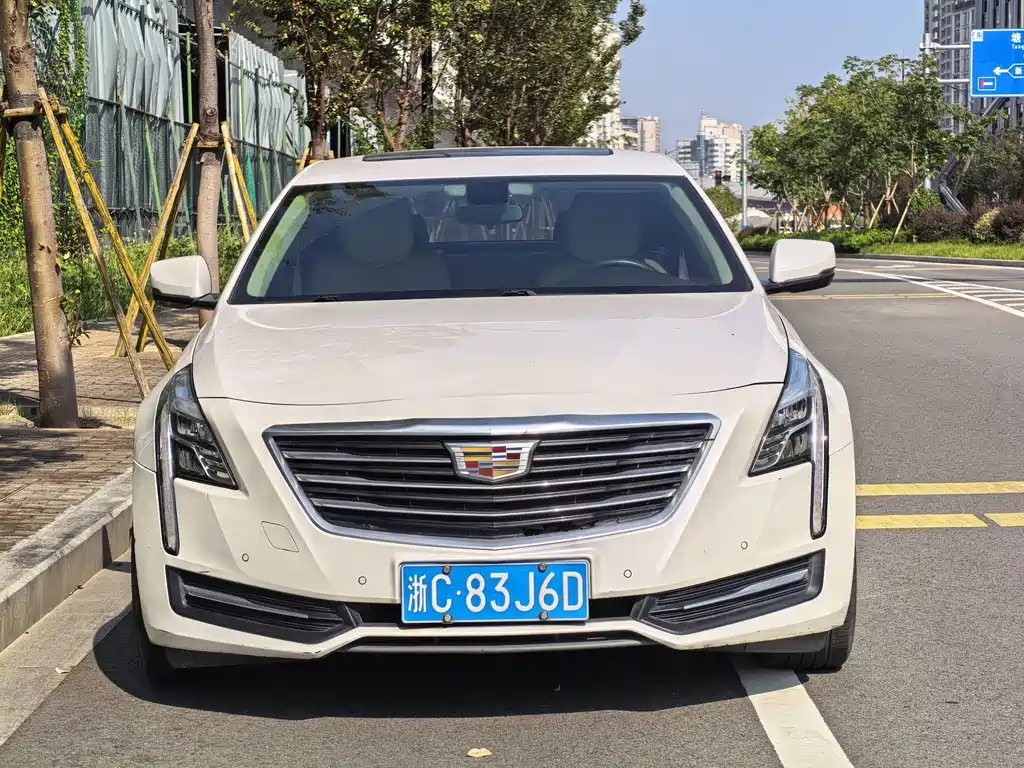 Cadillac CT6 — фото 3