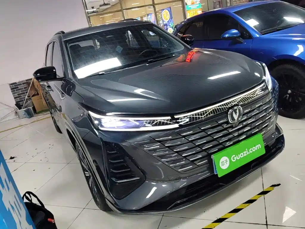 Changan CS75 PLUS — фото 4