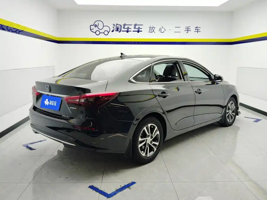 Changan Eado — фото 3