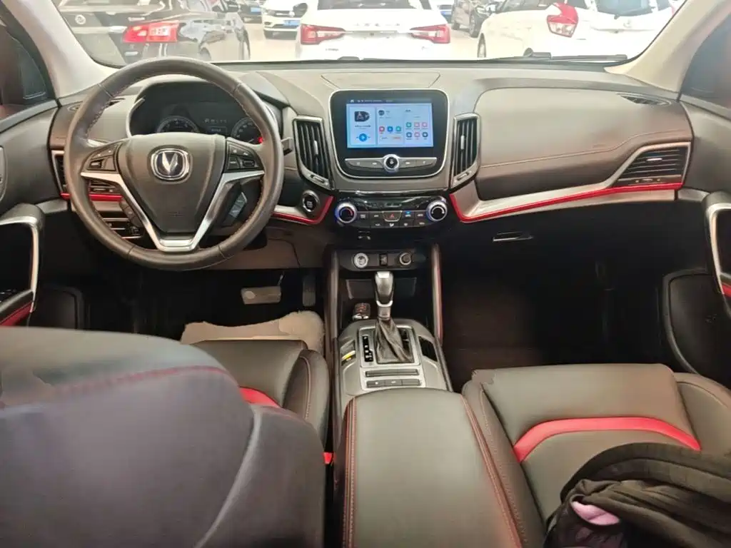 Changan CS55 — фото 10