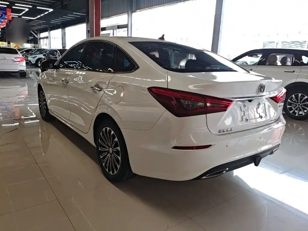 Changan Eado — фото 5