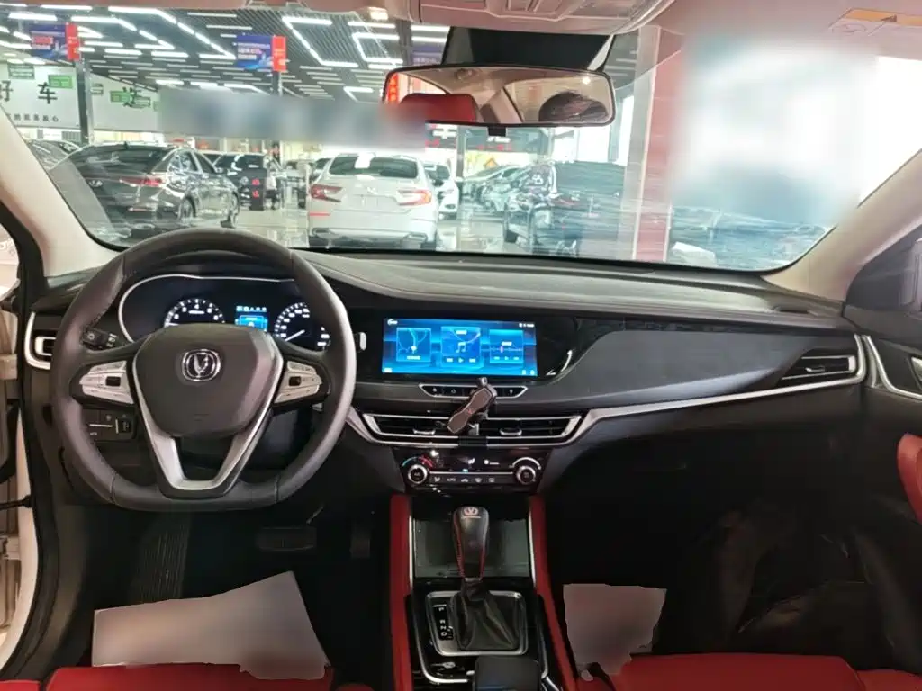 Changan Eado — фото 10