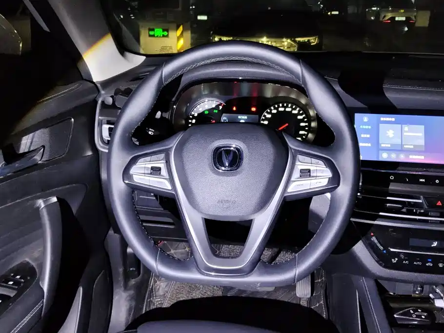 Changan CS35PLUS — фото 15