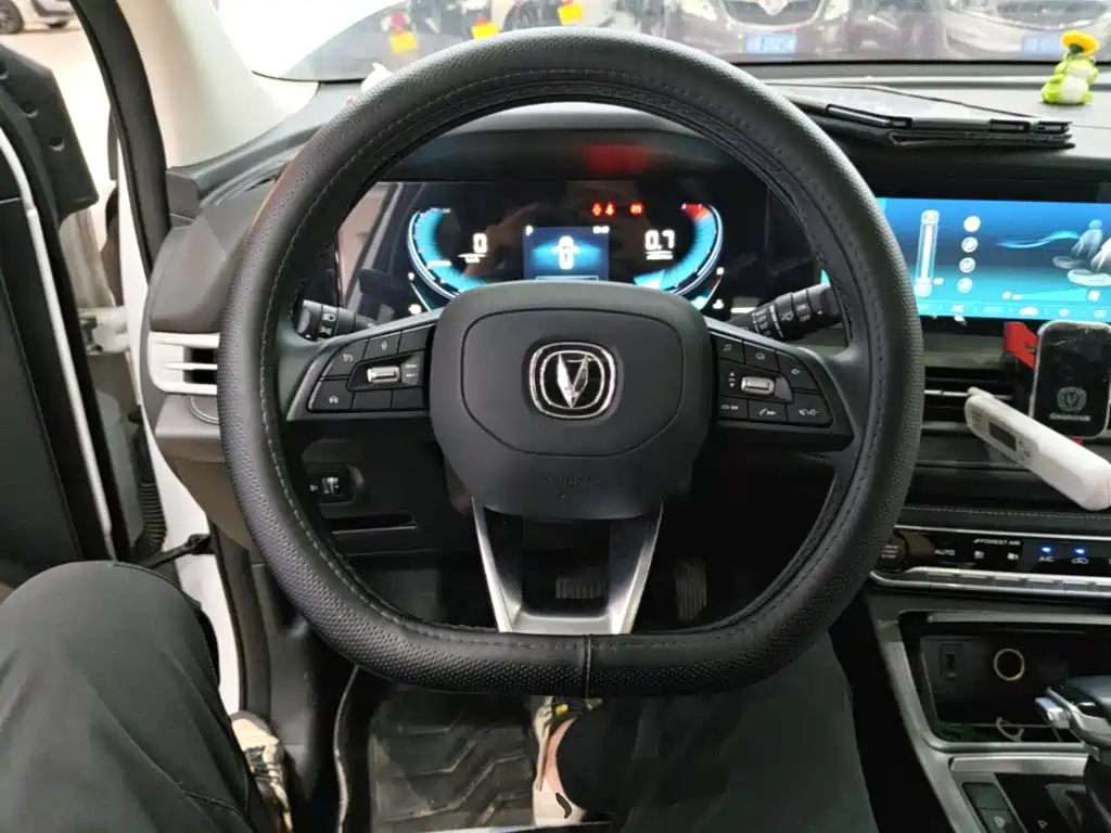 Changan CS55PLUS — фото 11