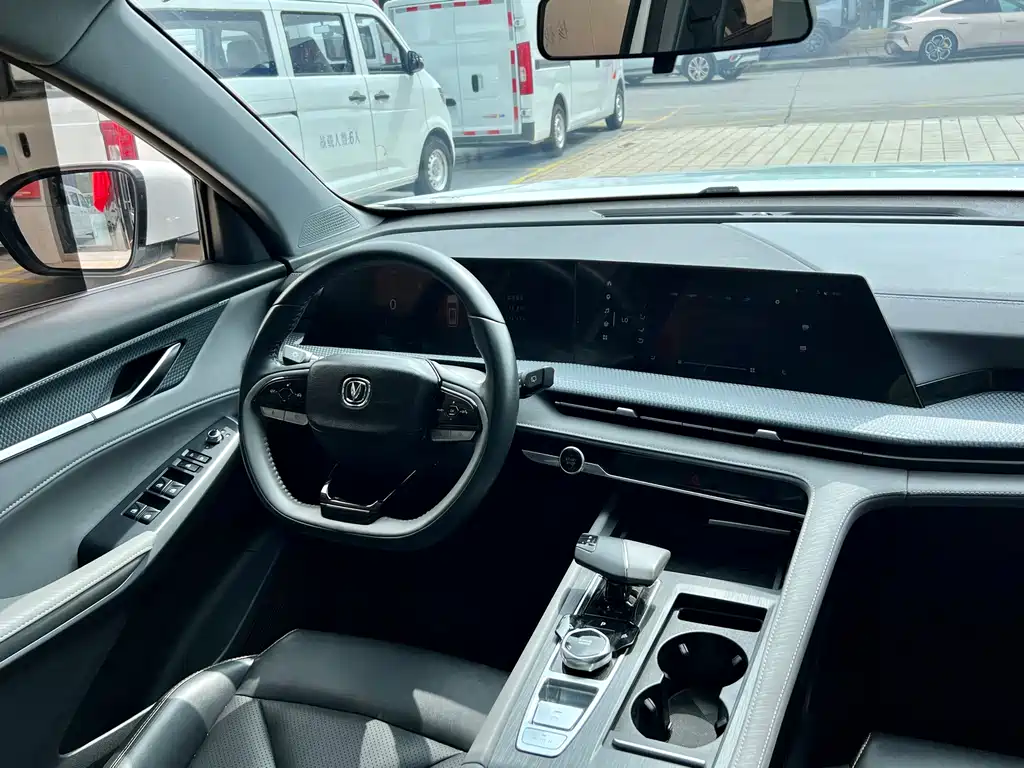 Changan CS75 PLUS — фото 11