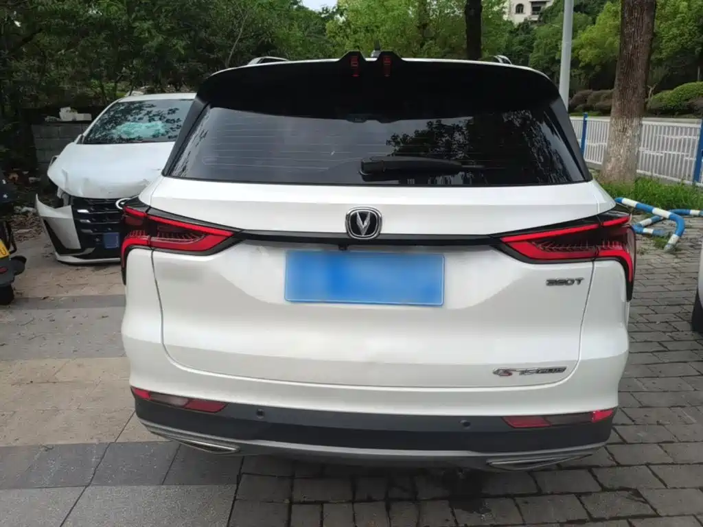 Changan CS75 PLUS — фото 6