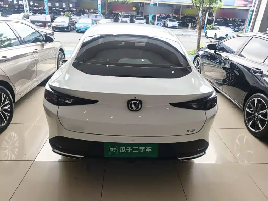 Changan Eado — фото 6