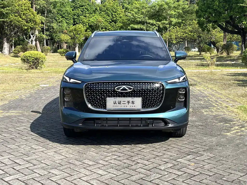 Chery Tiggo 8 — фото 2