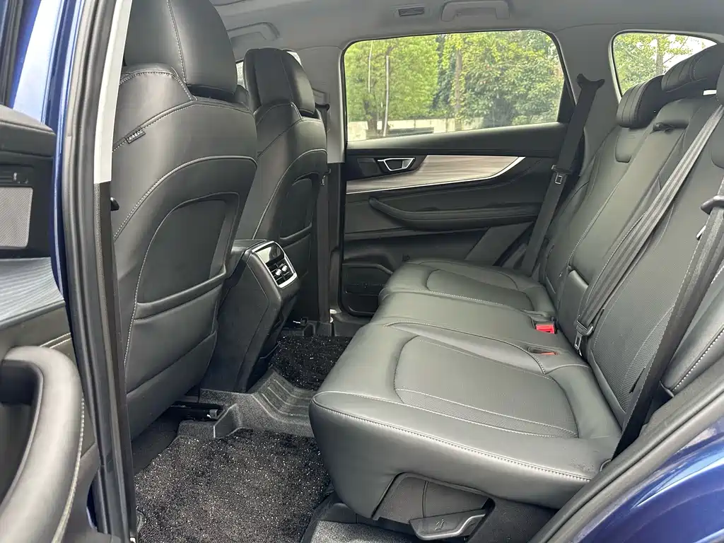 Chery Tiggo 8 PLUS — фото 8