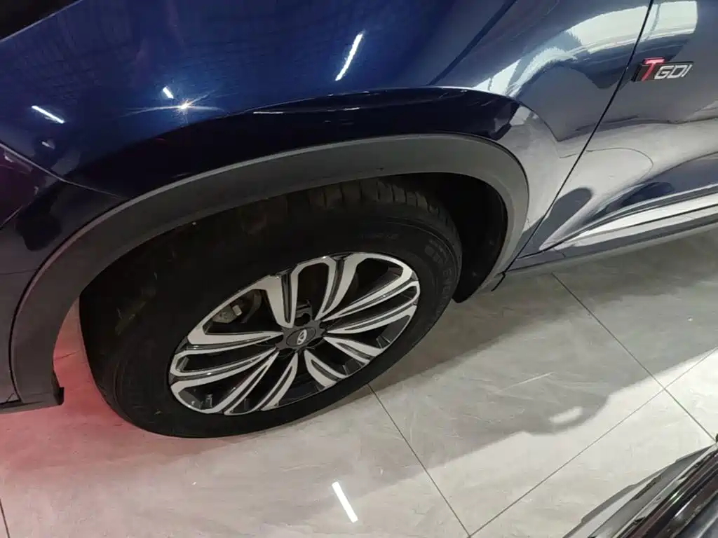 Chery Tiggo 8 — фото 23
